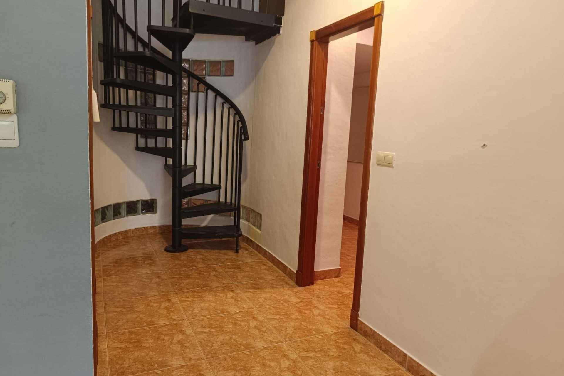 Revente - Commercial - Elche - Toscar