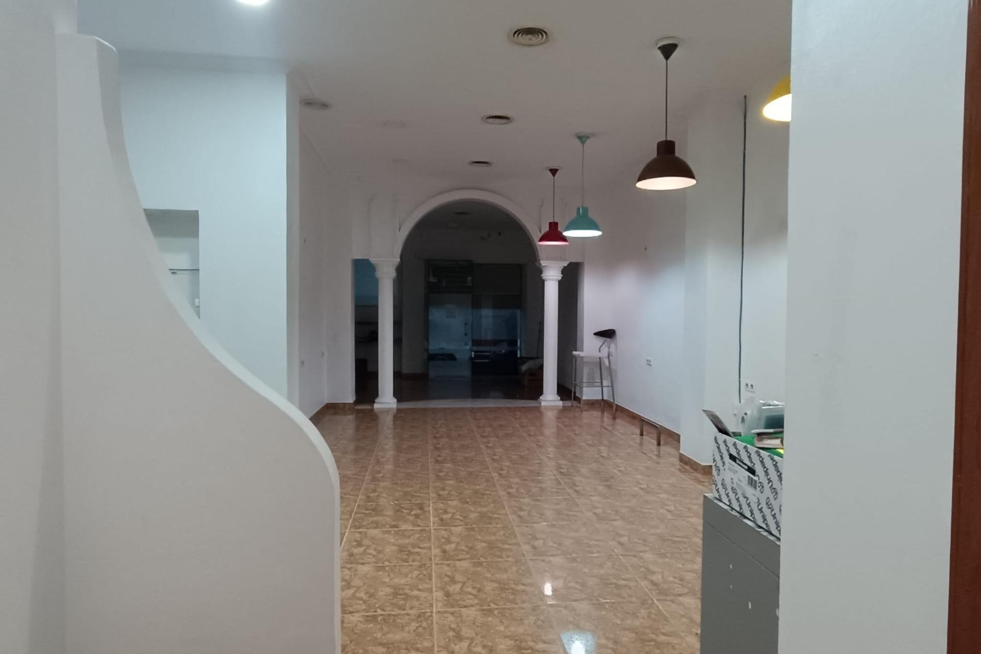 Revente - Commercial - Elche - Toscar