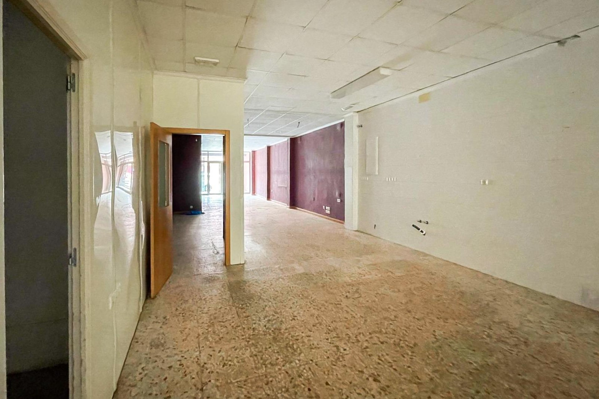 Revente - Commercial - Muro de Alcoy - Centro