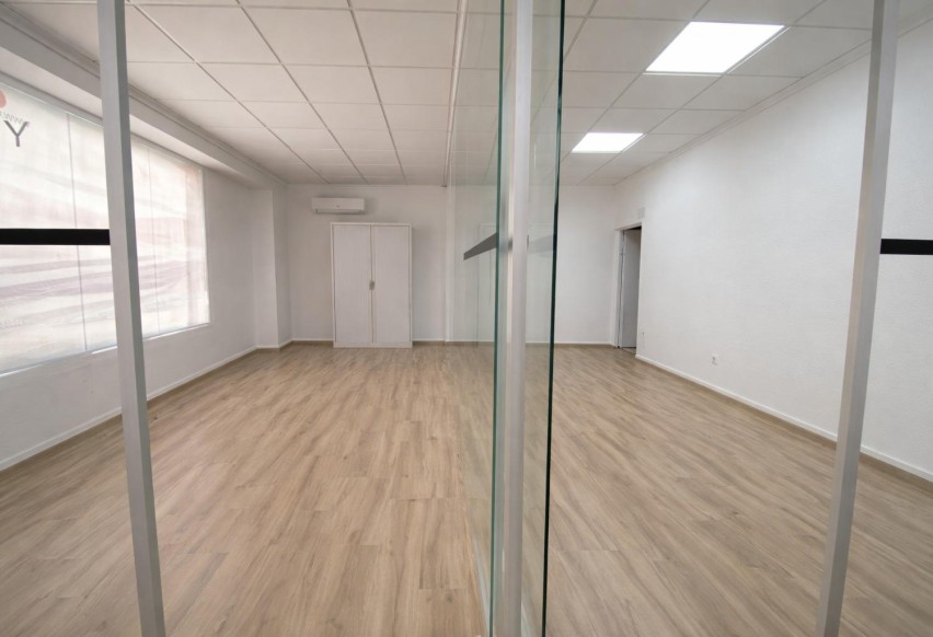 Revente - Commercial - Novelda - Comunidad valenciana