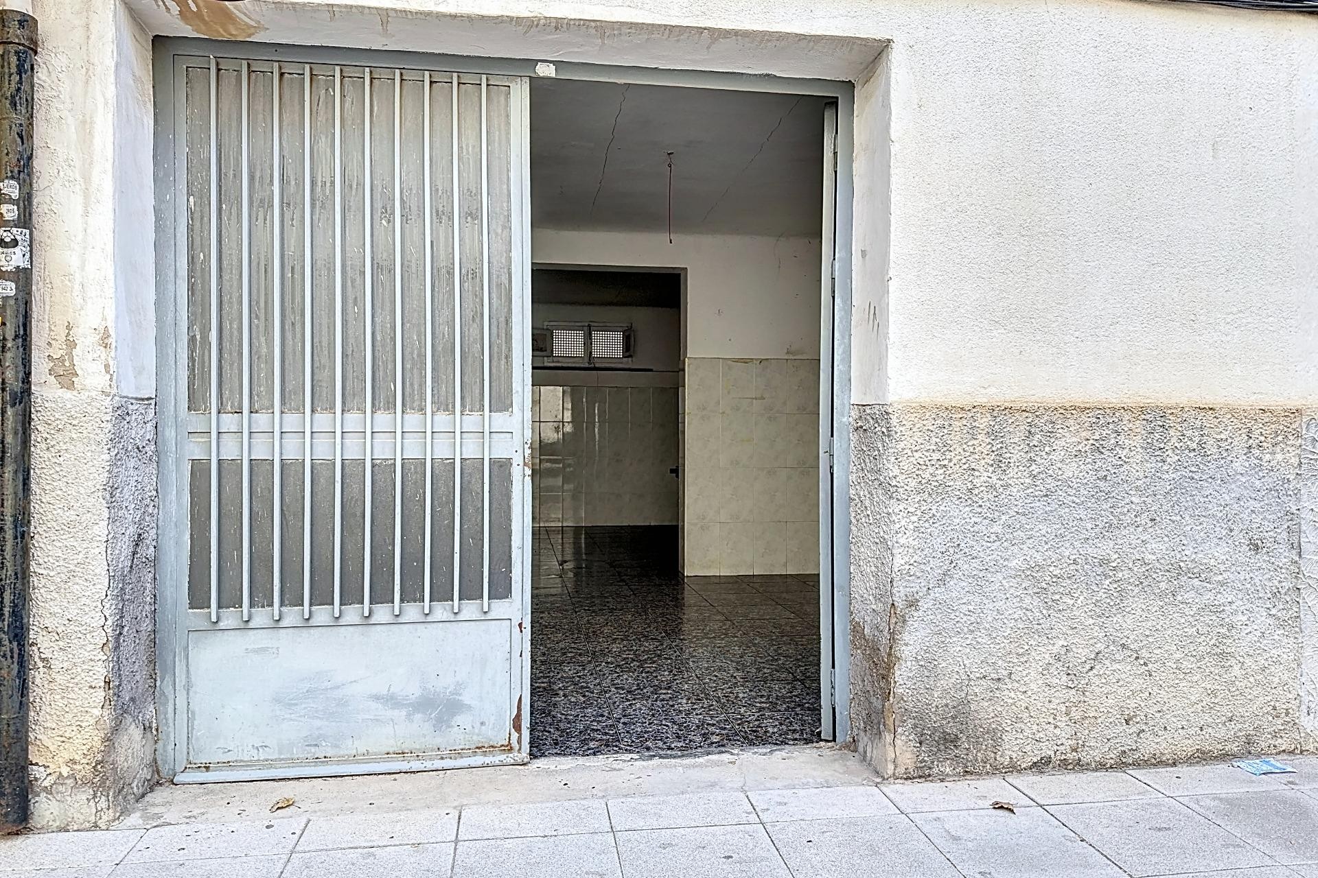 Revente - Commercial - Onil - Sauco