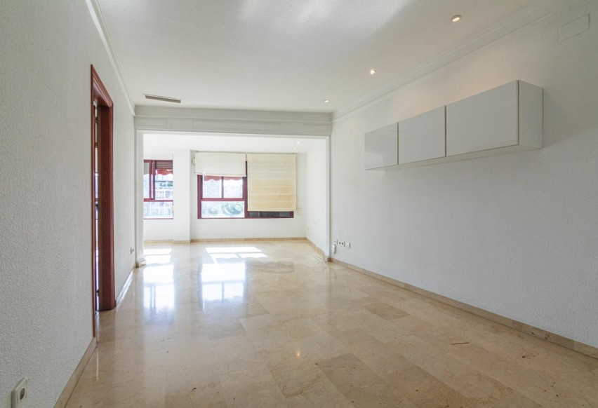 Revente - Duplex - Elche - Raval - Puertas Coloradas