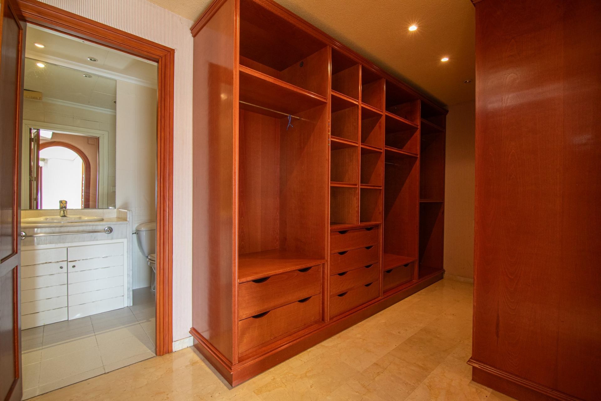 Revente - Duplex - Elche - Raval - Puertas Coloradas