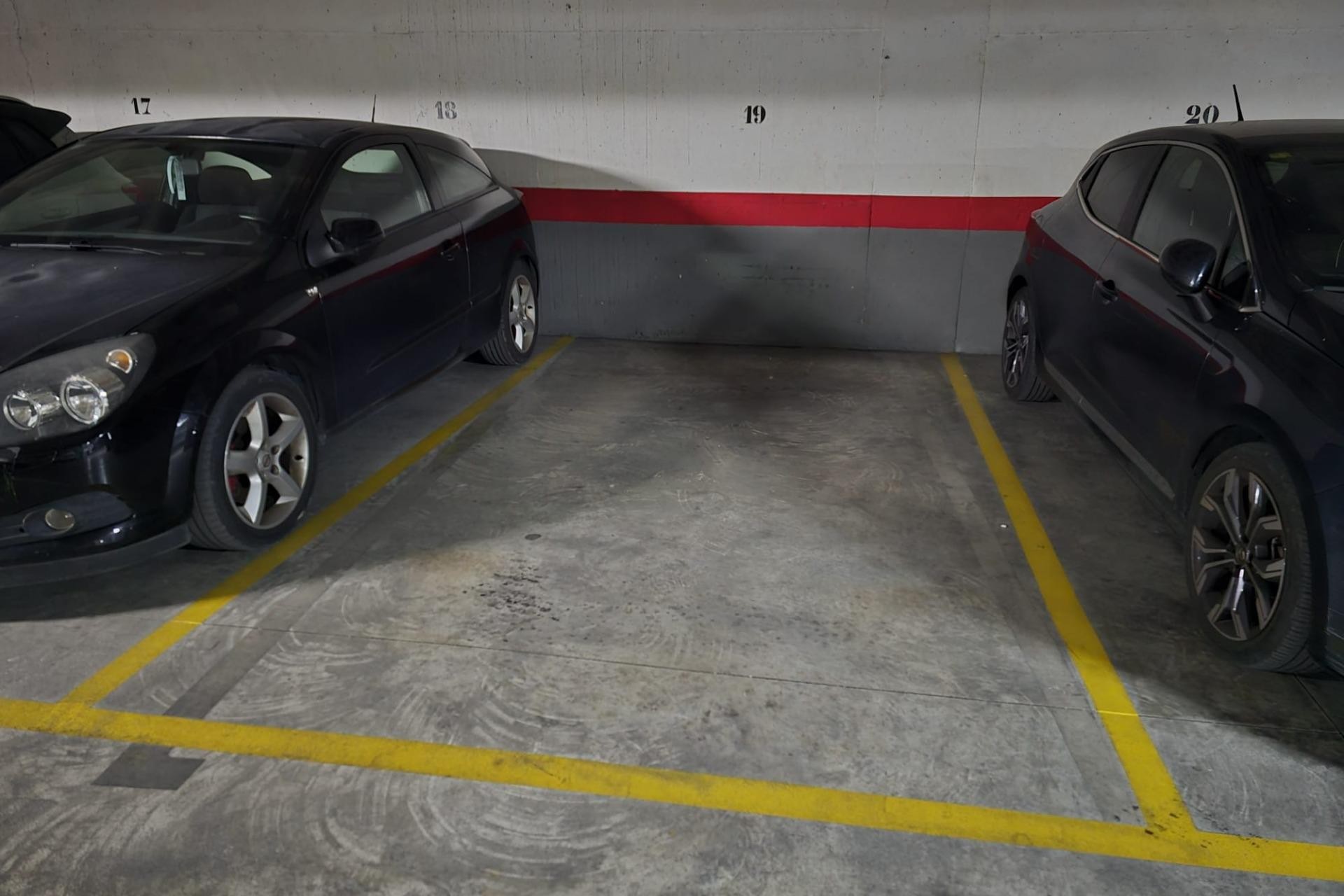 Revente - Garage - Elche - Plaza Crevillente-Juzgados