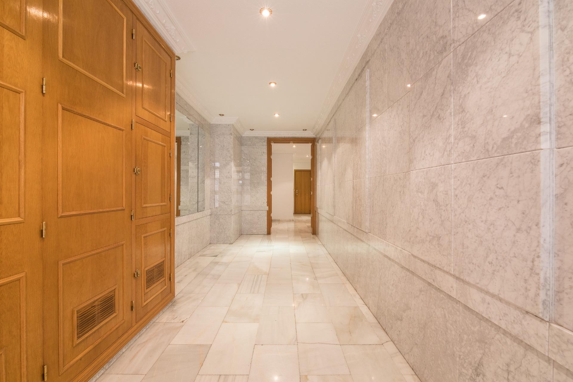 Revente - Local comercial - Elche - Center