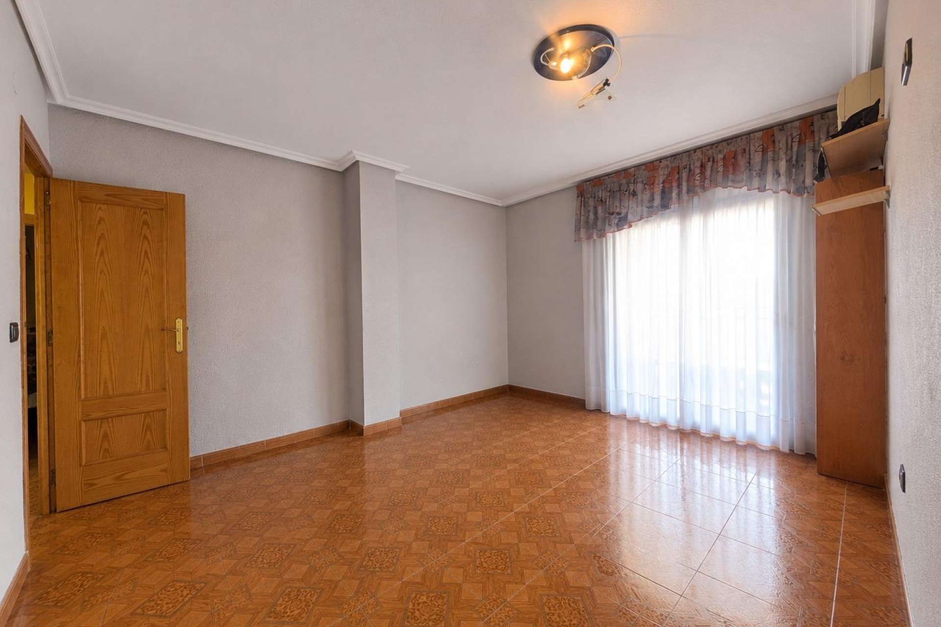 Revente - Maison de ville - Cox