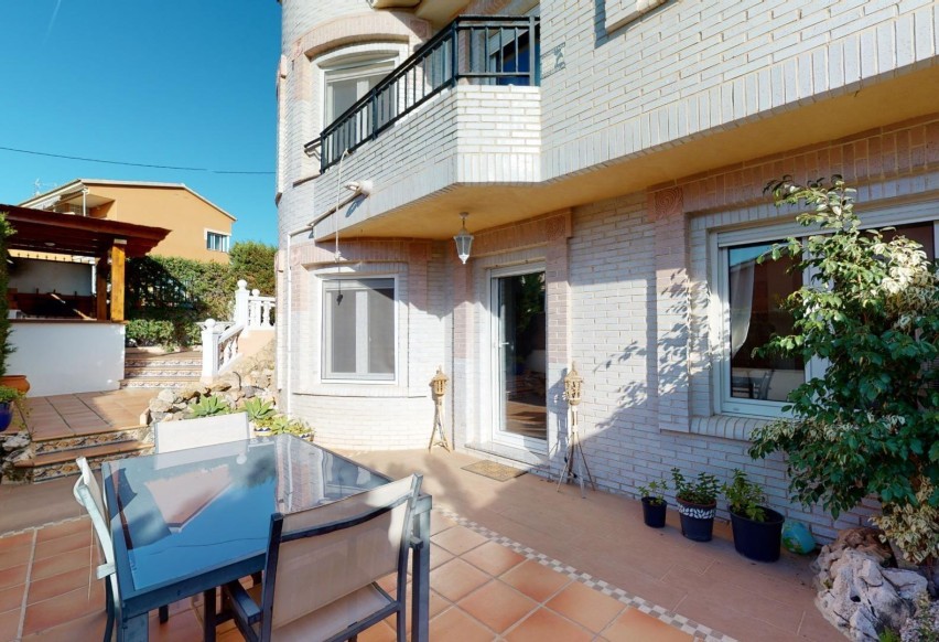 Revente - Maison de ville - l'Alfas del Pi - Albir