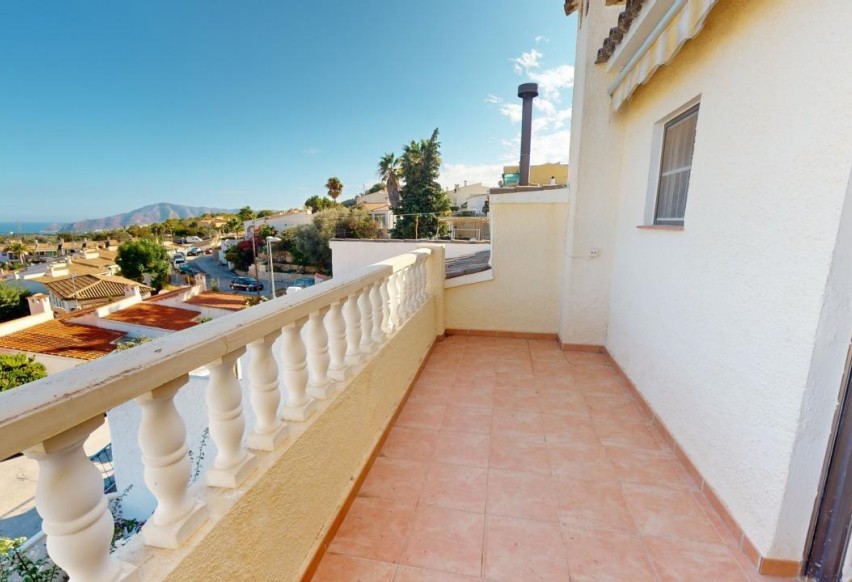 Revente - Maison de ville - La Nucía - El tossal