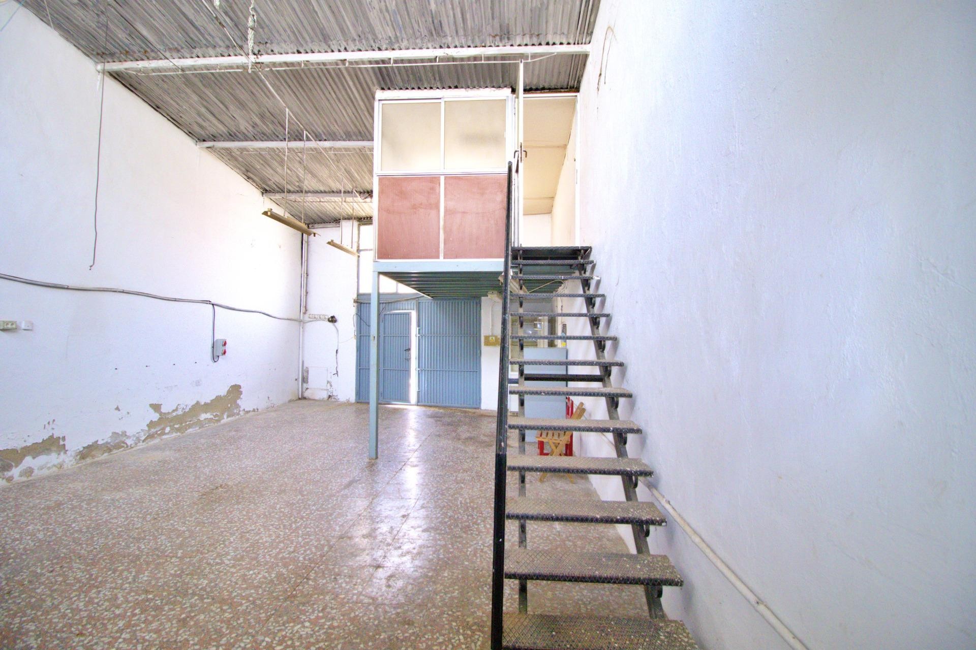 Revente - Nave industrial - Elche - Carrús Oeste