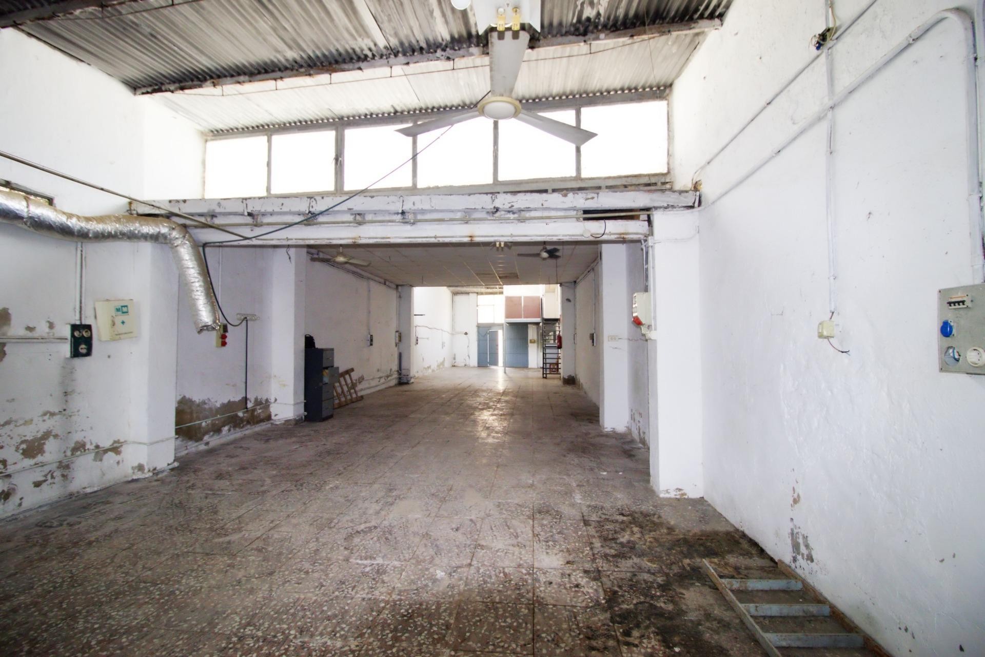 Revente - Nave industrial - Elche - Carrús Oeste