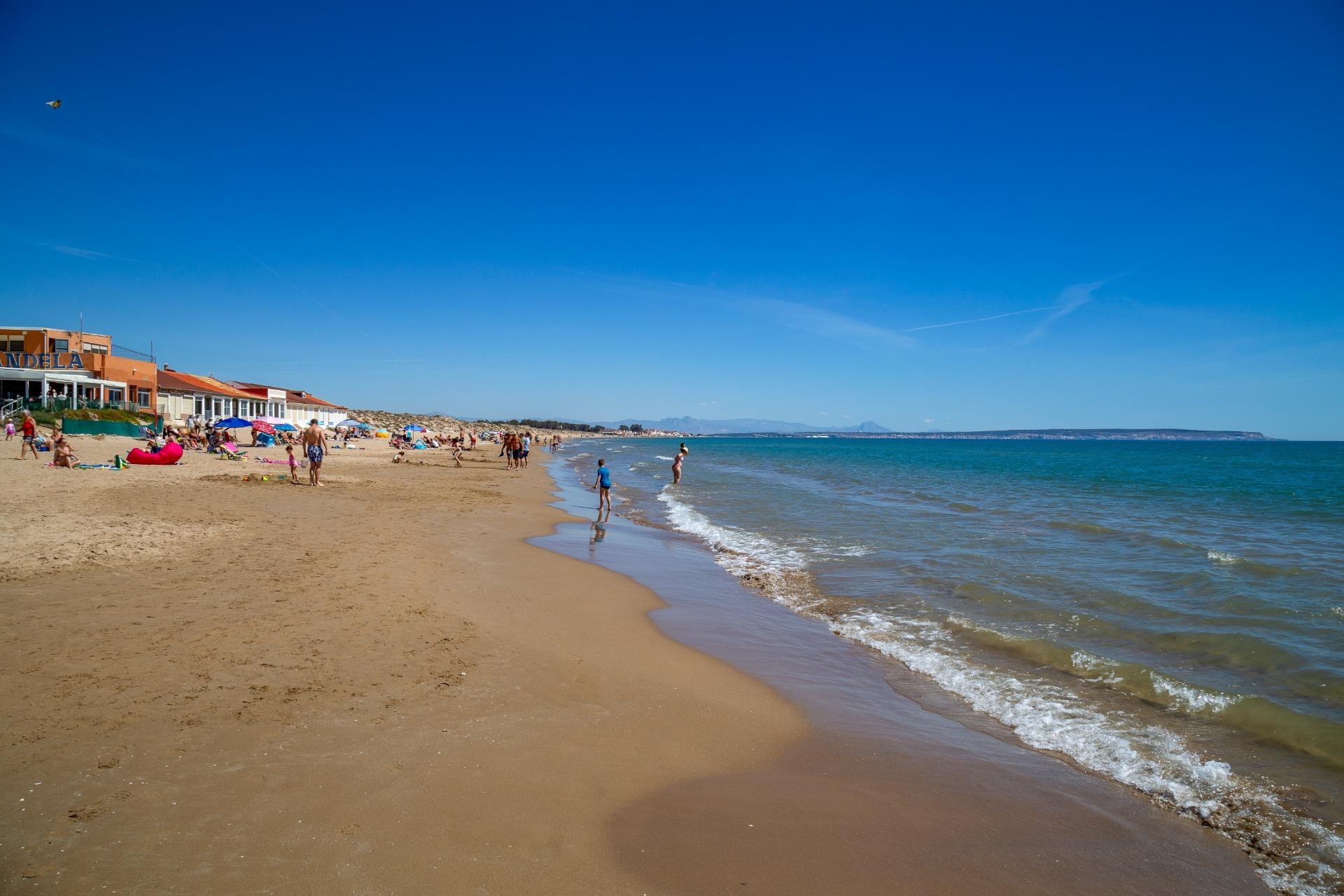 Revente - Parcelle / Terrain - La marina - El pinet