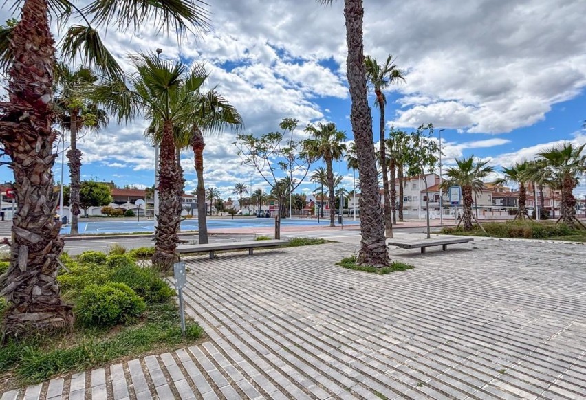 Revente - Pareado - Santa Pola - Centro