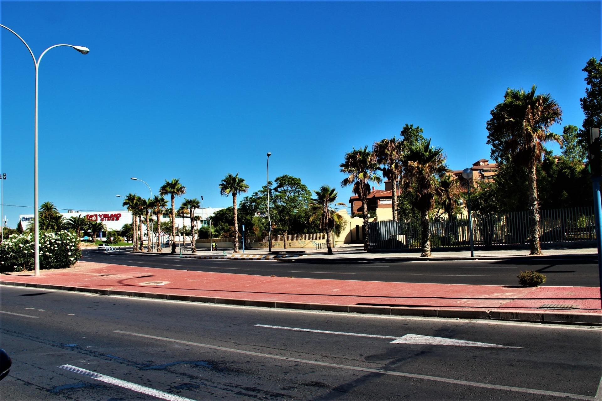 Revente - Plot - Alicante - Babel