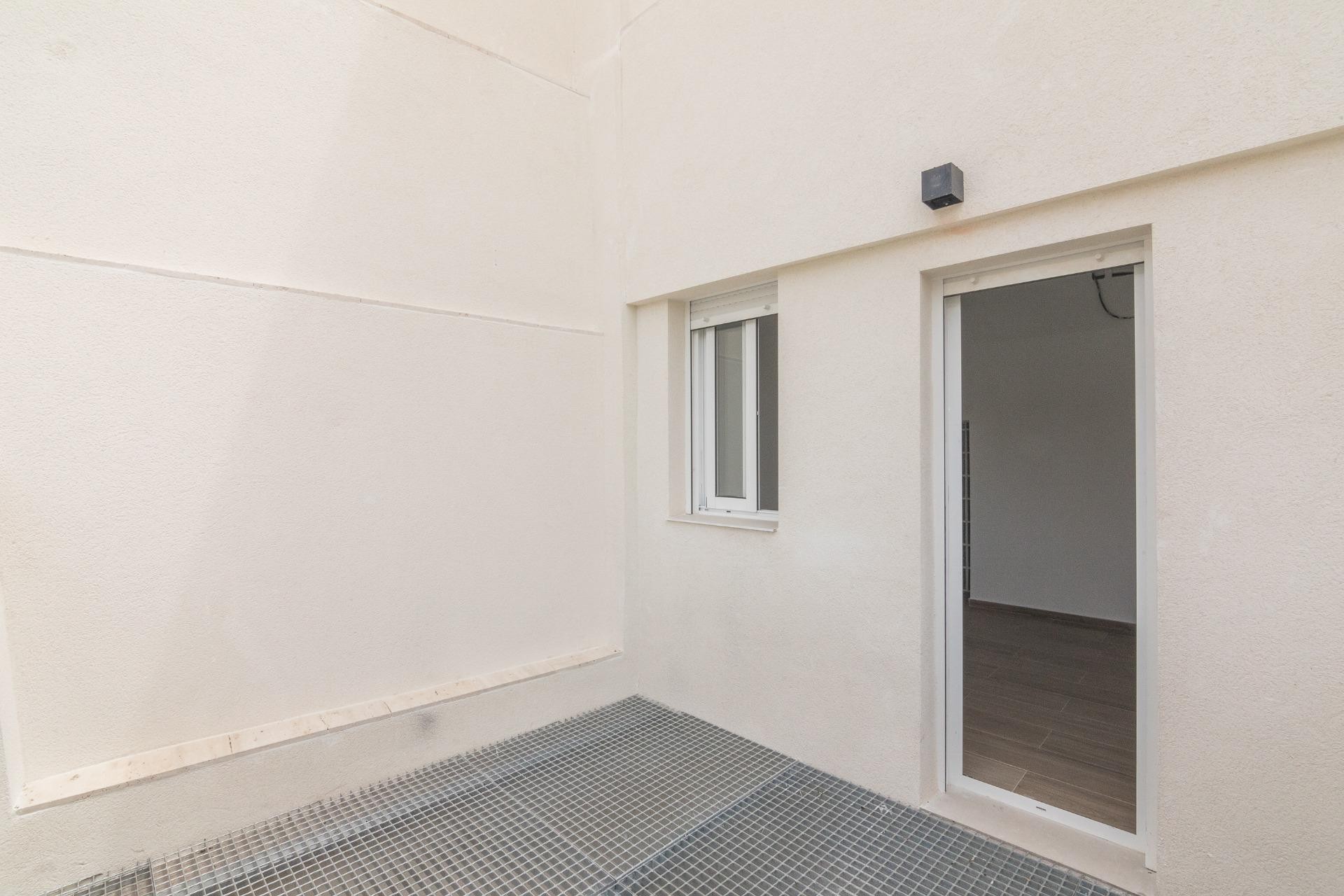 Revente - Triplex - Elche - Raval - Puertas Coloradas
