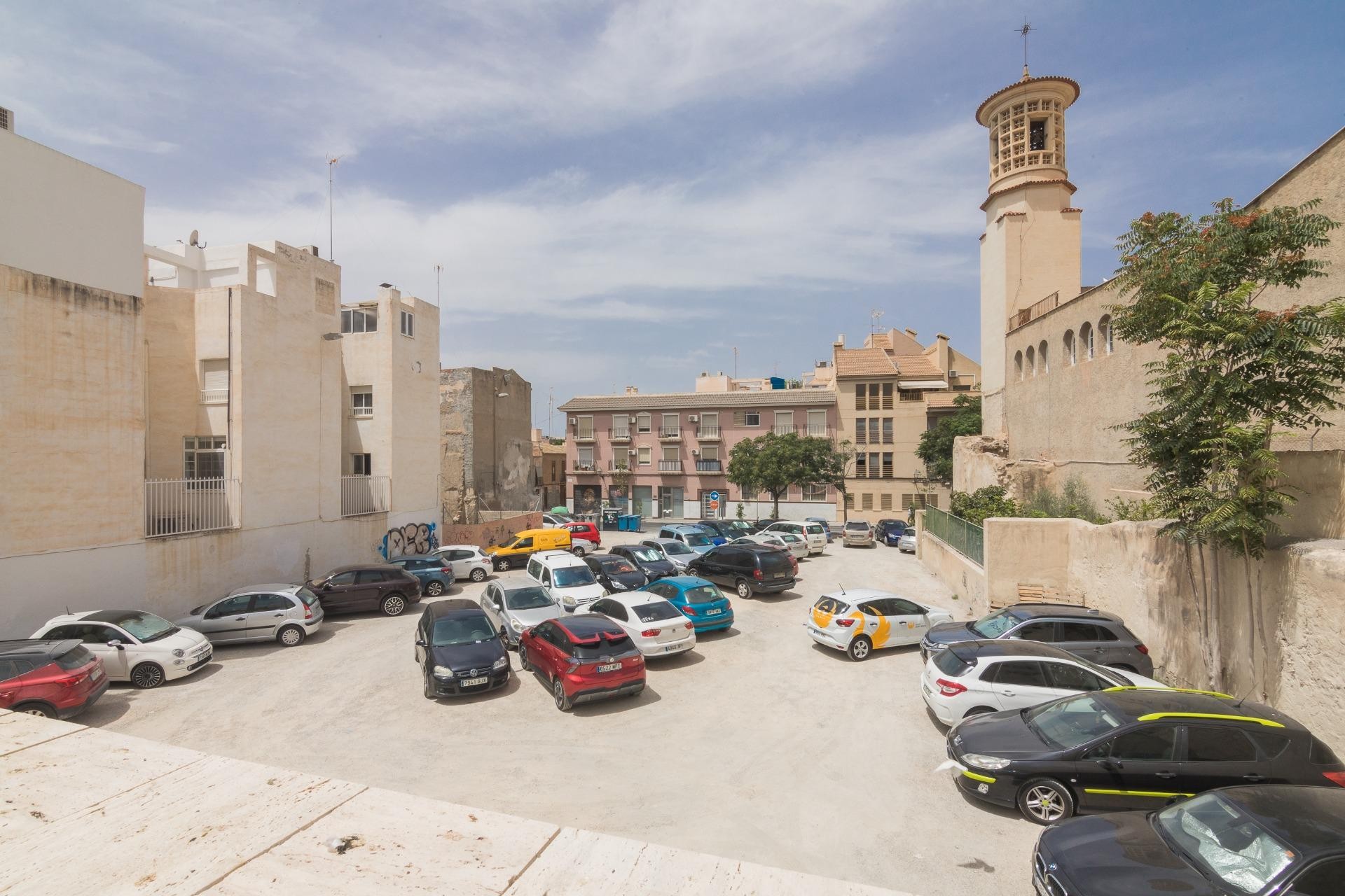 Revente - Triplex - Elche - Raval - Puertas Coloradas