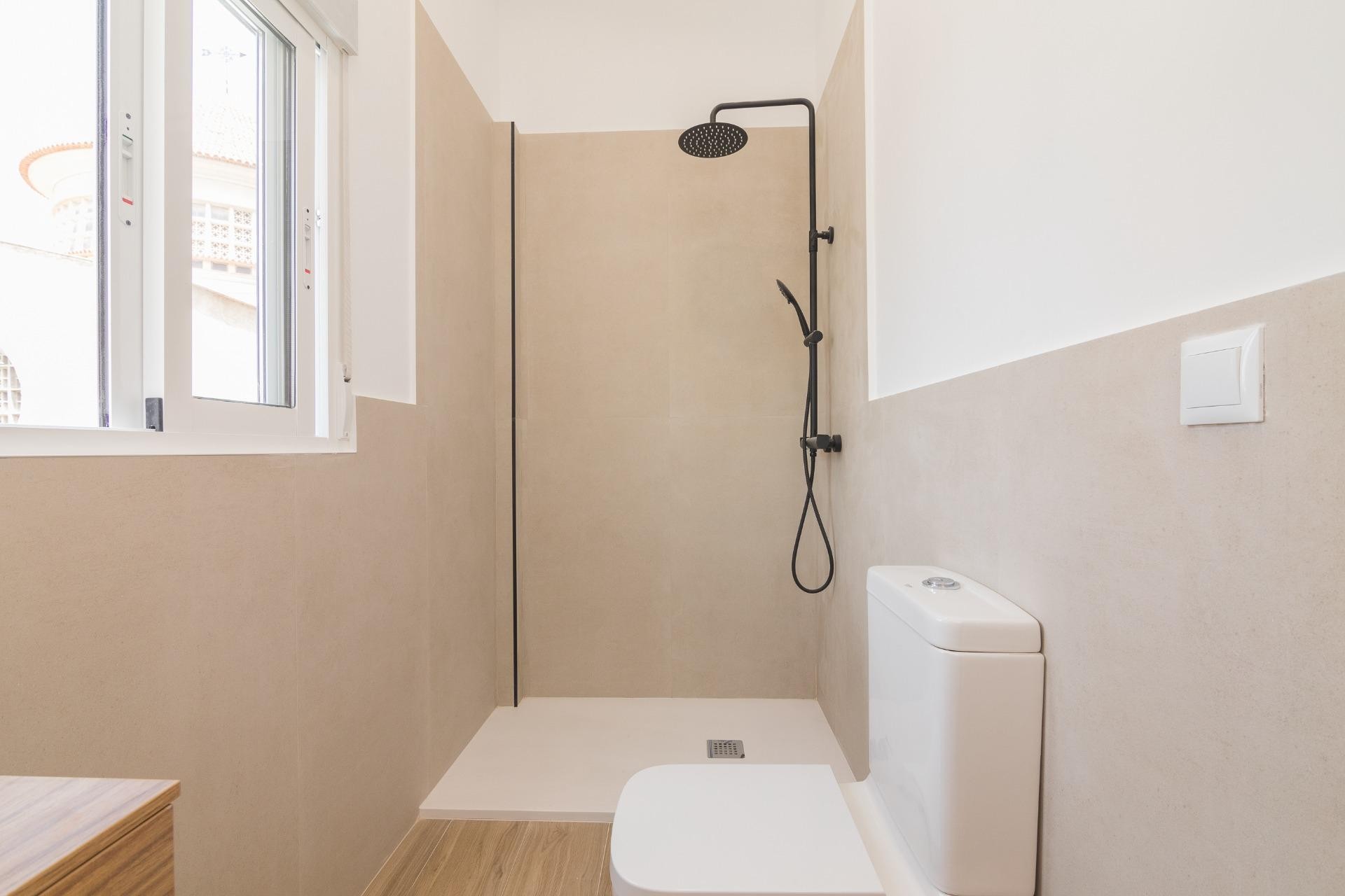 Revente - Triplex - Elche - Raval - Puertas Coloradas