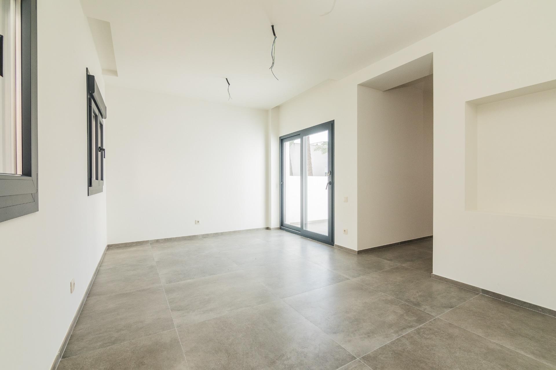 Revente - Triplex - Elche - Raval - Puertas Coloradas