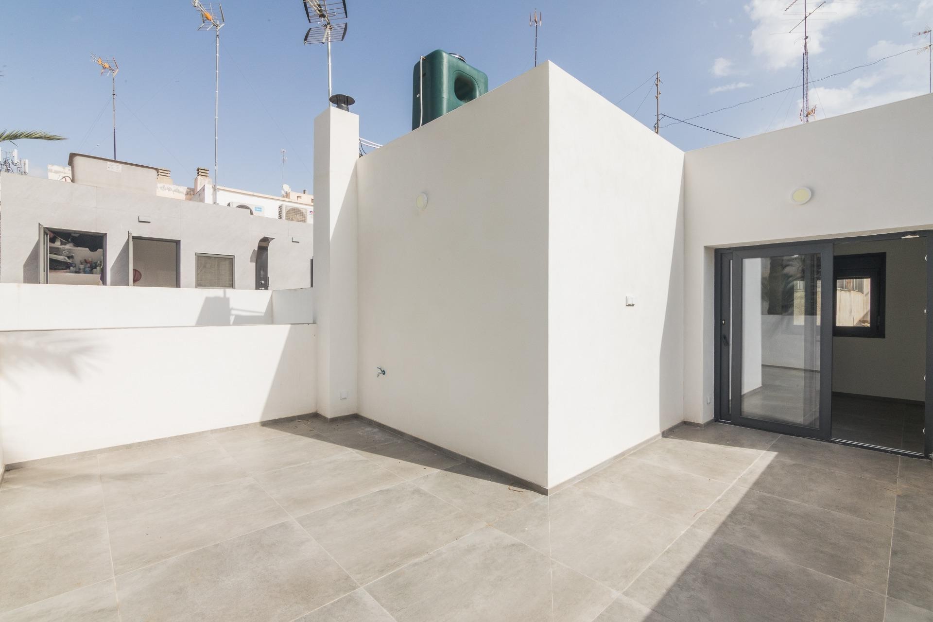 Revente - Triplex - Elche - Raval - Puertas Coloradas