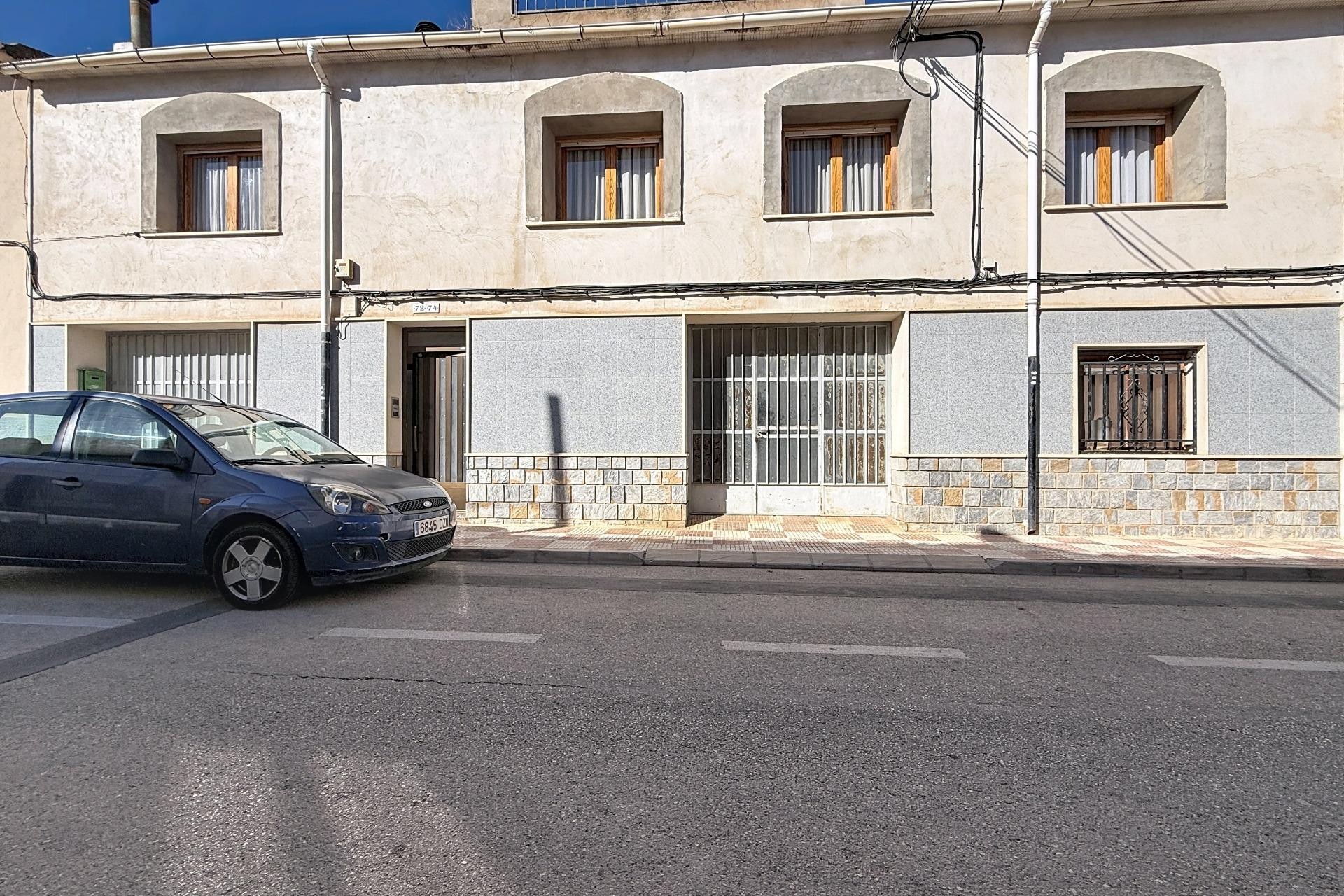 Revente - Ville - Castalla - Zona Norte