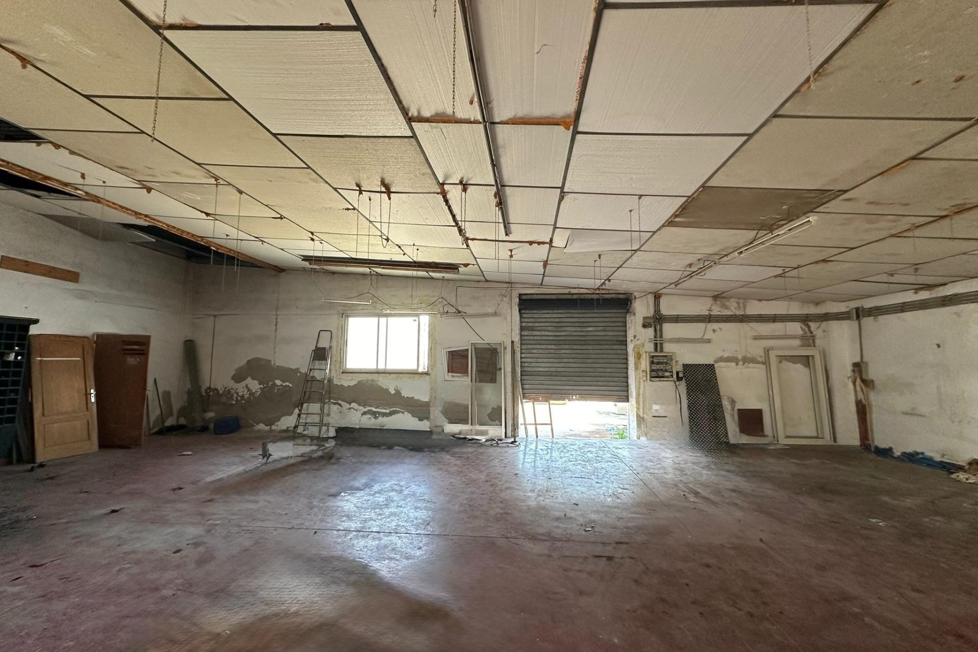 Revente - Ville - Elche Pedanías - Matola