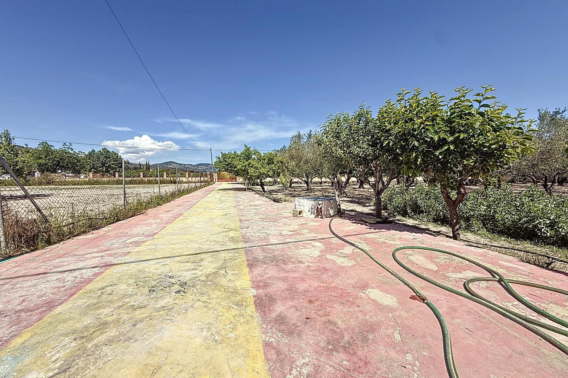 Revente - Ville - Onil - Senda Del Chopet