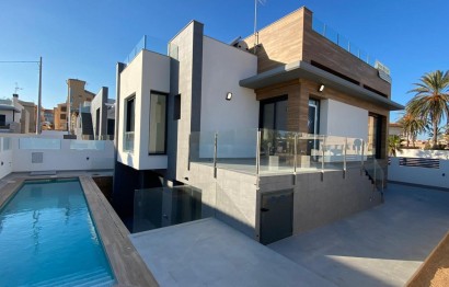 Villa - New Build - Torrevieja - La Mata pueblo