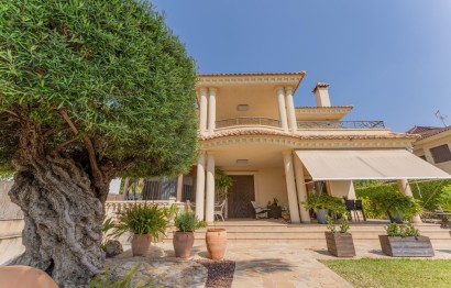 Villa - Resale - Peña las aguilas - Peña de Las Águilas