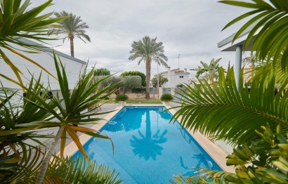 Villa - Reventa - Elche - Centro