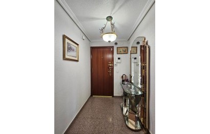Resale - Apartment / flat - Alicante - Altozano