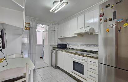 Resale - Apartment / flat - Alicante - Altozano