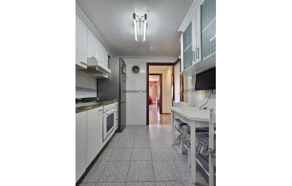 Resale - Apartment / flat - Alicante - Altozano