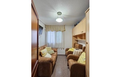 Resale - Apartment / flat - Alicante - Altozano