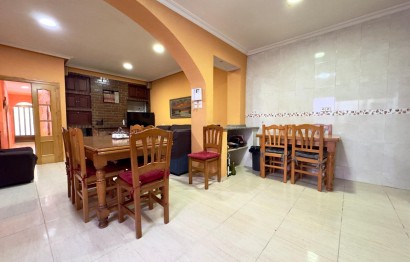 Resale - Casa - Novelda - PASEO DE LOS MOLINOS