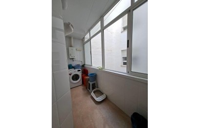 Alquiler a largo plazo - Apartamento / piso - Elche - Plaza Crevillente-Juzgados