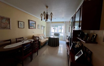 Alquiler a largo plazo - Apartamento / piso - Elche - Plaza Crevillente-Juzgados