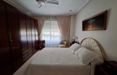 Alquiler a largo plazo - Apartamento / piso - Elche - Plaza Crevillente-Juzgados