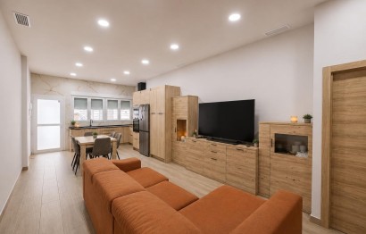 Resale - Apartment / flat - Elche - Plaza Madrid