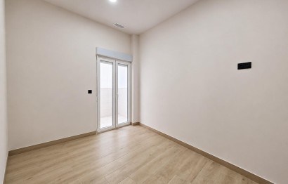 Resale - Apartment / flat - Elche - Plaza Madrid