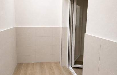 Resale - Apartment / flat - Elche - Plaza Madrid