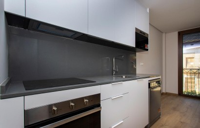 Reventa - Apartamento / piso - Hondón de las Nieves - Pueblo