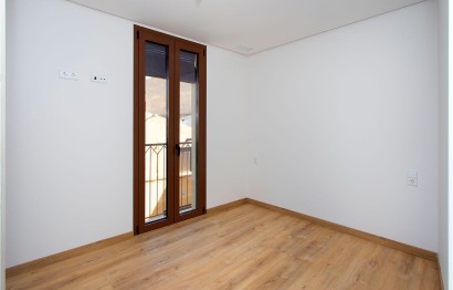 Reventa - Apartamento / piso - Hondón de las Nieves - Pueblo
