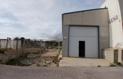 Reventa - Almacén - Algueña - Algeña alicante