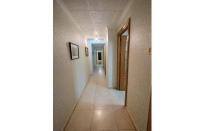 Resale - Apartment / flat - Santa Pola - Centro