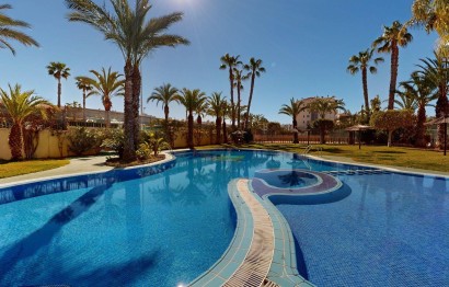 Resale - Apartment / flat - Arenales del Sol