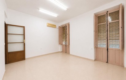 Resale - Apartment / flat - Alicante - Mercado