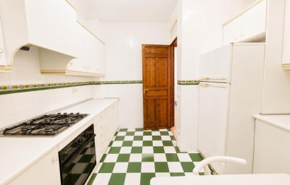 Resale - Apartment / flat - Alicante - Mercado