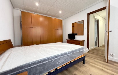 Alquiler a largo plazo - Apartamento / piso - Elche - Corazon de Jesus