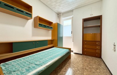 Alquiler a largo plazo - Apartamento / piso - Elche - Corazon de Jesus