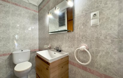 Alquiler a largo plazo - Apartamento / piso - Elche - Corazon de Jesus