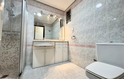 Alquiler a largo plazo - Apartamento / piso - Elche - Corazon de Jesus